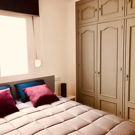 Parentale Avec Salle De Bain Privative Проживання в сім'ї Естепона